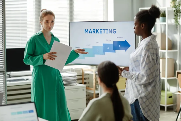 Harnessing the Power of B2B Ephemeral Content in Boosting SEO & Engagement